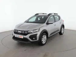 Gris Usado 2024 Dacia Sandero Expression Utilitario | 16.299 € (Precio justo)
