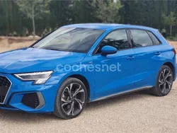 Azul Usado 2022 Audi A3 Sportback e-tron S-Line Berlina | 33.900 €