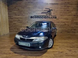 Negro Usado 2004 Renault Laguna II Dynamique Berlina | 1990 € (Buen precio)