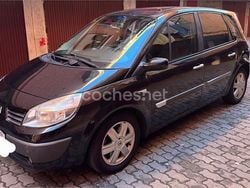Negro Usado 2006 Renault Scénic II Monovolumen | 1899 € (Buen precio)