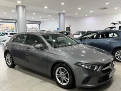 Gris / plata Usado 2020 Mercedes A180 Berlina | 22.490 € (Precio justo)