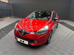 Rojo Usado 2015 Renault Clio IV LIMITED Berlina | 7490 € (Precio justo)
