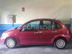 Granate Usado 2003 Citroën C3 Exclusive Utilitario | 2500 € (Precio justo)