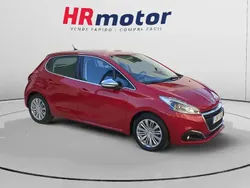Rojo Usado 2017 Peugeot 208 Allure Utilitario | 8190 € (Precio justo)