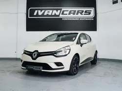Beige Usado 2017 Renault Clio IV LIMITED Utilitario | 10.490 € (Precio justo)