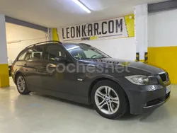 Negro Usado 2009 BMW 320 Familiar | 6500 € (Precio justo)