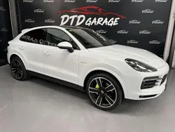 Blanco Usado 2020 Porsche Cayenne SUV | 68.000 € (Un poco caro)