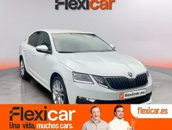 Blanco Usado 2020 Skoda Octavia Ambition Berlina | 16.990 € (Precio justo)