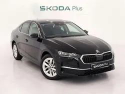 Negro Nuevo 2025 Skoda Octavia Berlina | 29.950 € (Buen precio)