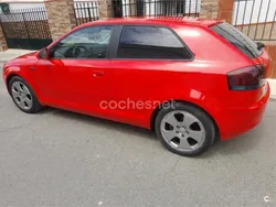 Rojo Usado 2006 Audi A3 Attraction Berlina | 6400 € (Precio justo)
