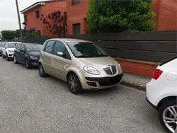Gris / plata Usado 2007 Lancia Musa Monovolumen | 5900 €