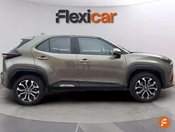 Beige Usado 2023 Toyota Yaris Cross Active SUV | 21.390 € (Precio justo)