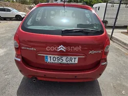 Rojo Usado 2009 Citroën Xsara Picasso Exclusive Monovolumen | 3200 € (Buen precio)