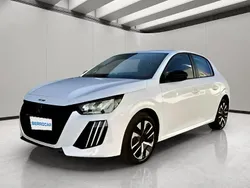 Blanco Usado 2024 Peugeot 208 Active Utilitario | 14.999 € (Precio justo)
