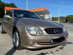 Beige Usado 2004 Mercedes CLK270 Avantgarde Coupe | 9999 € (Un poco caro)