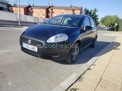 Negro Usado 2008 Fiat Grande Punto Active Utilitario | 3000 € (Precio justo)