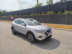Gris / plata Usado 2017 Nissan Qashqai N-Connecta SUV | 16.000 € (Precio justo)