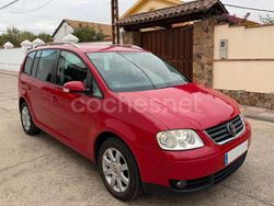 Rojo Usado 2005 VW Touran Highline Monovolumen | 6899 € (Un poco caro)