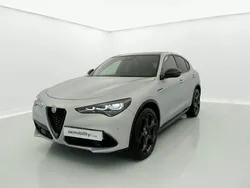 Gris mate Usado 2023 Alfa Romeo Stelvio Competizione SUV | 43.920 € (Precio justo)