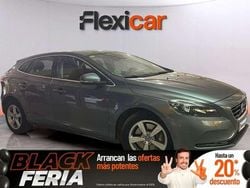 Gris Usado 2016 Volvo V40 Momentum Utilitario | 13.390 € (Precio justo)