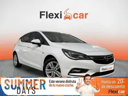 Blanco Usado 2017 Opel Astra Selective Berlina | 11.190 € (Precio justo)