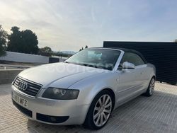 Gris / plata Usado 2002 Audi A4 Cabriolet Descapotable | 3500 €