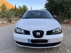 Blanco Usado 2004 Seat Cordoba Stella Berlina | 4000 € (Precio justo)