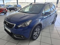 Otro Usado 2019 Peugeot 2008 Signature Sky SUV | 12.700 € (Precio justo)