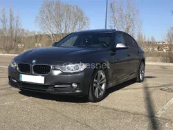 Gris / plata Usado 2013 BMW 318 Sport Line Berlina | 11.499 € (Precio justo)