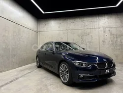 Azul Usado 2017 BMW 330 Luxury Line Berlina | 25.990 € (Super precio)