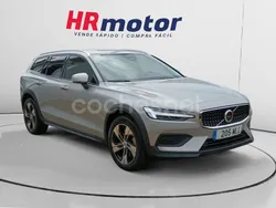 Gris / plata Usado 2023 Volvo V90 Core Familiar | 38.510 € (Super precio)