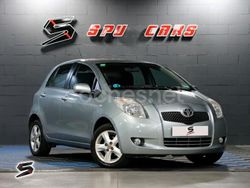 Gris / plata Usado 2009 Toyota Yaris Active Berlina | 6500 € (Un poco caro)