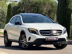 Blanco Usado 2016 Mercedes GLA220 SUV | 24.900 € (Un poco caro)