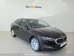 Negro Nuevo 2024 Skoda Octavia Selection Berlina | 31.200 € (Precio justo)