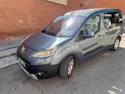 Gris / plata Usado 2009 Peugeot Partner Tepee Premium Monovolumen | 3799 € (Super precio)