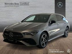 Gris / plateado Usado 2024 Mercedes CLA250e Shooting Brake AMG line Familiar | 39.900 € (Caro)