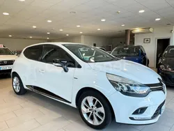 Blanco Usado 2018 Renault Clio IV LIMITED Berlina | 8900 € (Un poco caro)