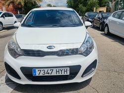 Blanco Usado 2014 Kia Rio Berlina | 7000 € (Precio justo)