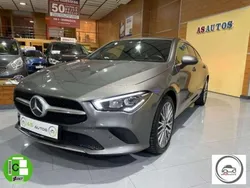Gris Usado 2019 Mercedes CLA200 Premium Familiar | 26.990 € (Un poco caro)