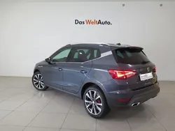 Gris Nuevo 2025 Seat Arona FR SUV | 23.500 €