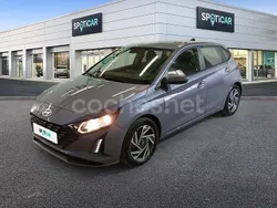 Azul Usado 2023 Hyundai i20 Berlina | 15.995 € (Precio justo)