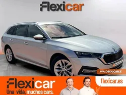 Gris / plata Usado 2021 Skoda Octavia Style Familiar | 20.990 € (Precio justo)