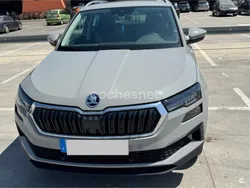 Gris / plata Usado 2022 Skoda Karoq Style SUV | 26.000 € (Un poco caro)