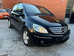 Negro Usado 2008 Mercedes B180 Monovolumen | 3990 € (Super precio)