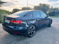 Azul Usado 2017 Audi A3 Attraction Berlina | 17.500 € (Precio justo)