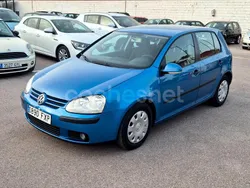 Azul Usado 2004 VW Golf IV Highline Berlina | 3800 € (Precio justo)