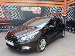 Negro Usado 2015 Kia Ceed GT Utilitario | 8400 € (Precio justo)