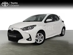 Blanco Usado 2024 Toyota Yaris Hybrid Active Berlina | 17.890 € (Buen precio)