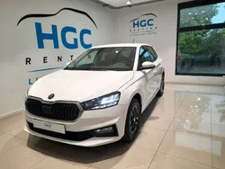 Blanco Nuevo 2024 Skoda Fabia Selection Berlina | 17.990 € (Super precio)