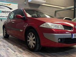 Rojo Usado 2007 Renault Mégane II Business Utilitario | 3999 € (Precio justo)